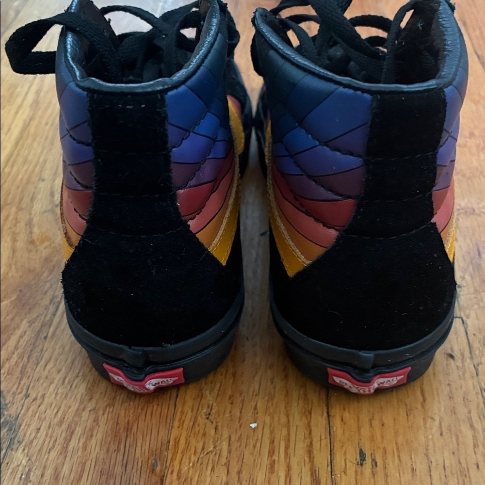 Vans Black Suede High-Tops with Multicolor Panels Sz 5 - Picture 4 of 5